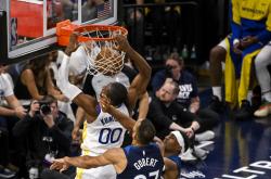 k体育直播官网-NBA五佳球轮番上演，球迷热议不断的简单介绍